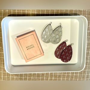 Nickel & Suede Nouveau